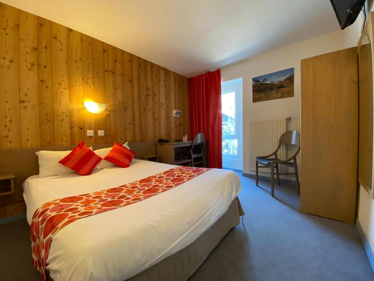 Hotel De La Gare Eygliers エクステリア 写真